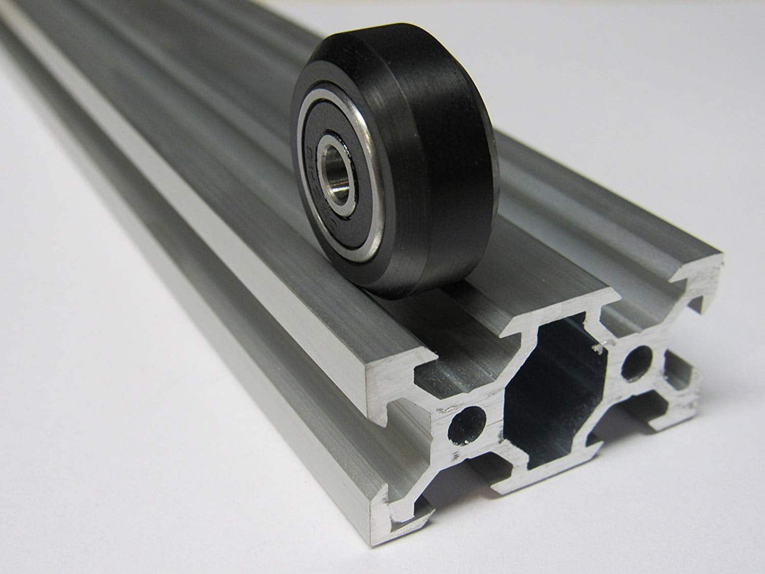 Aluminum Profile Extrusion V-Slot 2040 (1M – Silver Anodized)