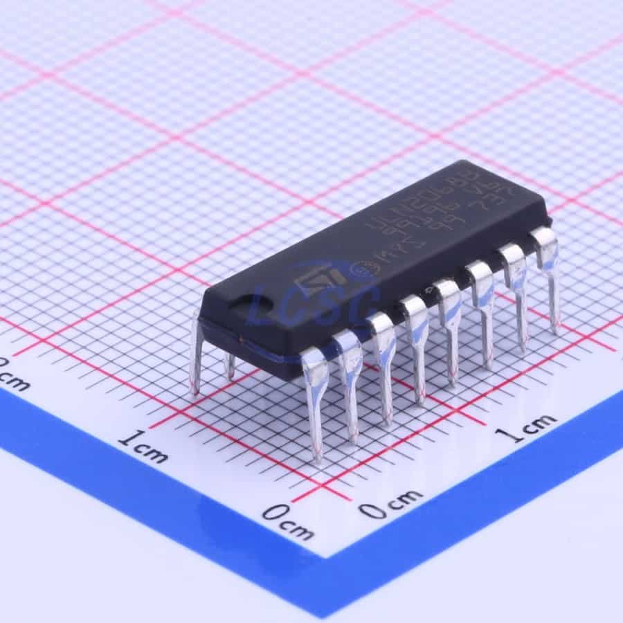 ULN2068 (Darlington Transistor Array IC)