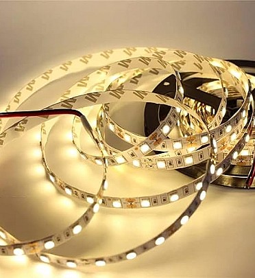 LED Strip Light 12V (WARM WHITE) 5054 Waterproof (60Led/M) 5m/Roll