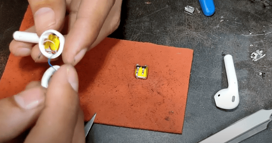 Battery Polymer (3.7V–50mAh) For Airpods or Bluetooth speaker