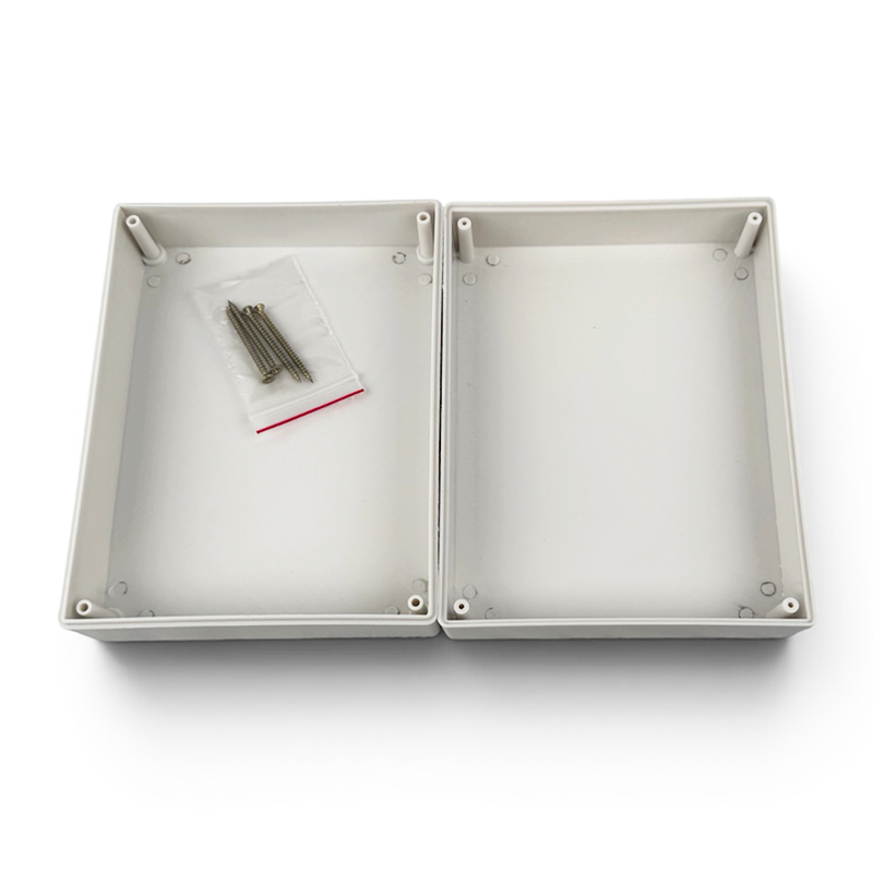 Plastic Project box White Gold X4 (17cm x 13cm x 6cm)