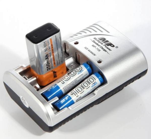 MP Battery Charger For 4 Battery (AA/AAA/9V/Ni-MH/Ni-Cd) MP-908 - Image 2